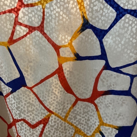 La Chemise Women's Large Side Tie Blouse - Picture 4 of 6